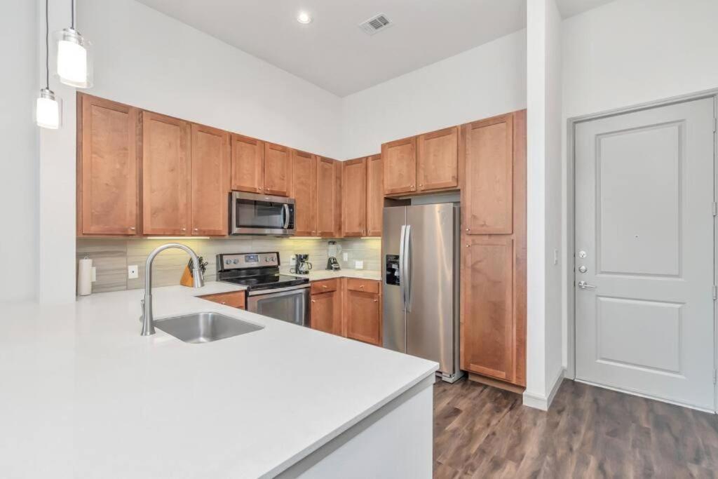 U1 Penthouse Downtown Houston Rental Car Available Apt 1Br 1Bth Gym Sleep Good Exterior foto